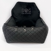 Fotelik samochodowy dla psa 