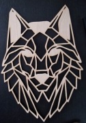 Drewniana geometryczna ozdoba głowa wilka 