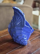 Pojemnik na szczotkę toaletową. Muszla