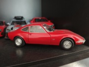 Opel GT otwierane drzwi 1:24