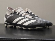 Buty piłkarskie korki dziecięce Adidas Predator stan BDB