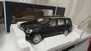 Mercedes GL 1:18 Norev
