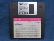 Dyskietka 3,5" 2HD 1,44 MB SONY używana kolor czarny 1 szt.