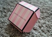 Pudełko Victoria's Secret rozmiar Xs 10*9*4,5 