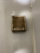 pudełka po cygarach ze strychu