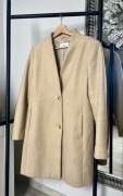 Beżowy płaszcz damski Reserved XXL 44