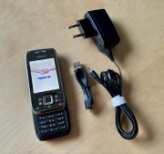Klasyczna legendarna Nokia E66 Symbian 3.2MPix WiFi Bluetooth GPS komplet