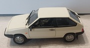 Łada SAMARA - Kultowe auta z PRL model 1:43 + gazetka z 2010 #6