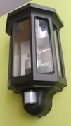 Lampa elewacyjna