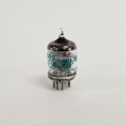 Lampa 5670 GE BLACK PLATE NOS !!!