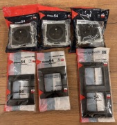 Gniazdo z uziemieniem pojedyncze Simon 54 czarny mat + ramka 