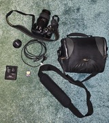 Nikon D40 z obiektywem i akcesoriami 