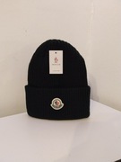 Czapka zimowa moncler.