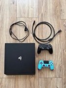 Konsola Sony PlayStation 4 PRO CUH-7216B / PS4 PRO 1TB 2 pady + okablowanie