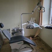 Fotel dentystyczny famed