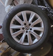 Zimowe opony Bridgestone/ alusach VW 17/65/215