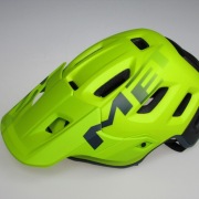 KASK rowerowy włoski MET zielony fluo profesjonal 