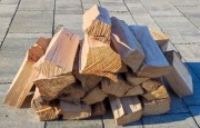 Drewno opałowe bukowe lub dębowe, suche, do kominka, pieca na ognisko 20kg