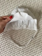 Biała letnia czapeczka 68 6-8m unisex chrzest