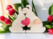 Zajączki z sercem drewniana dekoracja Wielkanoc 20 cm. Składane. Para 