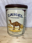 Puszka stara pufa Camel