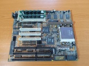 Stara płyta z procesorem Intel Pentium