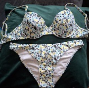 Nowy kostium kąpielowy Triumph 80B (80A) turkusowy komplet