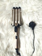 Falownica do włosów / Lokówka  – fale i loki Primark