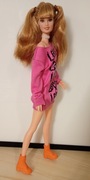 Lalka Barbie Fashionista Love /unikat/ różowa sukienka sweter /Mattel/.