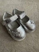 Buciki dla małej księżniczki 20