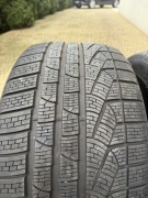 Pirelli 275/35R20 Winter Sotozero 7mm bieżnika