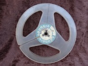 Szpula 14,7 cm (15) GRUNDIG na taśma magnetofon szpulowa sklejone pęknięcie