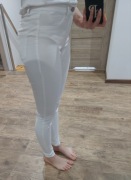 Białe długie spodnie 