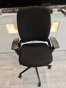 Steelcase Leap V2  nr 1 na świecie Ergonomiczny 