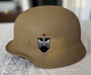 Oryginalny niemiecki hełm M40 (Afrika Korps) - II Wojna Światowa 