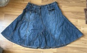 Spódnica jeansowa trapezowa – vintage styl, rozkloszowana.