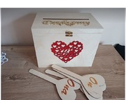 Skrzynka na koperty + drewniane serca z napisem on ,ona