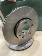 Tarcze hamulcowe Audi a4 b5,b6,b7 / A6 c5 VW Passat b5