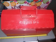 Skrzynka narzędziowa metalowa z kompletem narzędzi.