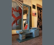 szafka z lustrem po renowacji