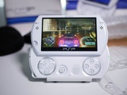 Konsola SONY PSP GO KOMPLETNA biała + dodatki, SUPER STAN!
