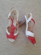 Letnie buty na wysokim obcasie 