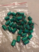 Kondensator Elektrolityczny UNITRA ELWA  47 uF 16 V