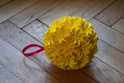 Bombka origami w kolorze żółtym