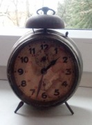 stary budzik Junghans