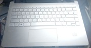 palmrest z klawiszami, płyta HP i Intel Core i3-7020U