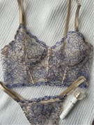 Biustonosz i stringi ręczne szyty 75A