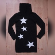 Czarny długi sweter golf w gwiazdy C&A XS 34
