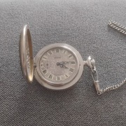 Zegarek kieszonkowy na łańcuszku Molnija