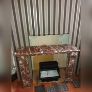 Portal kominkowy z marmuru